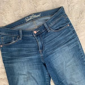 Old Navy Sweetheart Skinny Jean sz 6